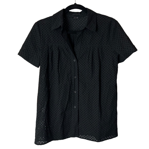 THEORY NWT Eyelet Shama Button Front
Top in Black sz S - Picture 1 of 4